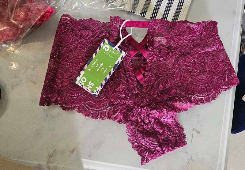 N-Gal Lacy Thong Purple Colour