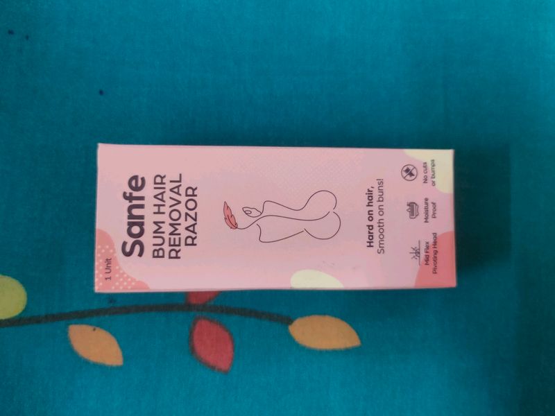 Sanfe Razor &amp; Nailpaints (2) Combo