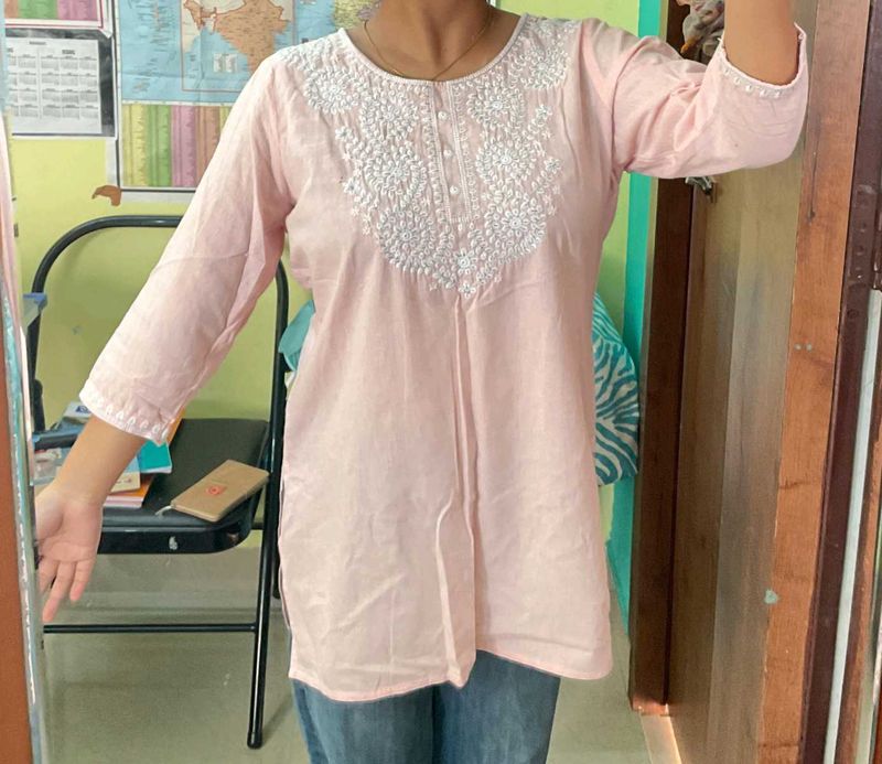 women&#39;s embroidered kurti