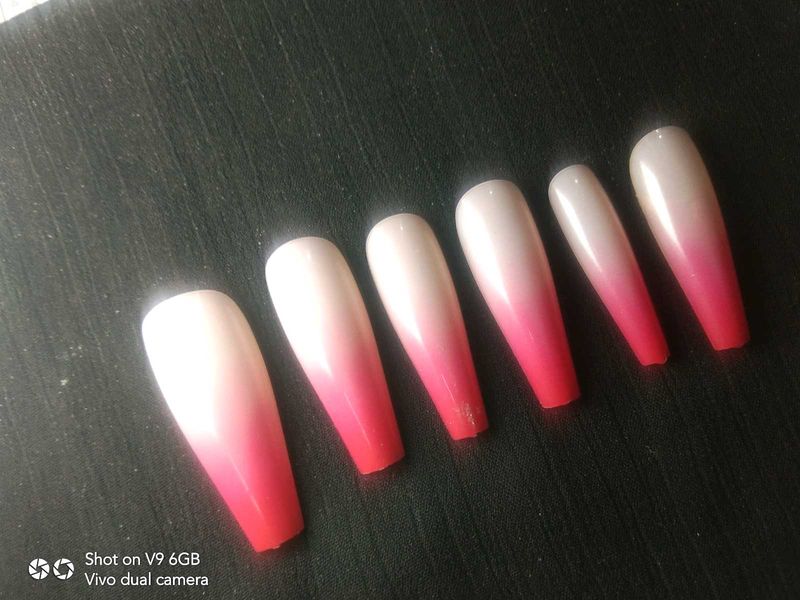 Pink Ombre Press-On Nails