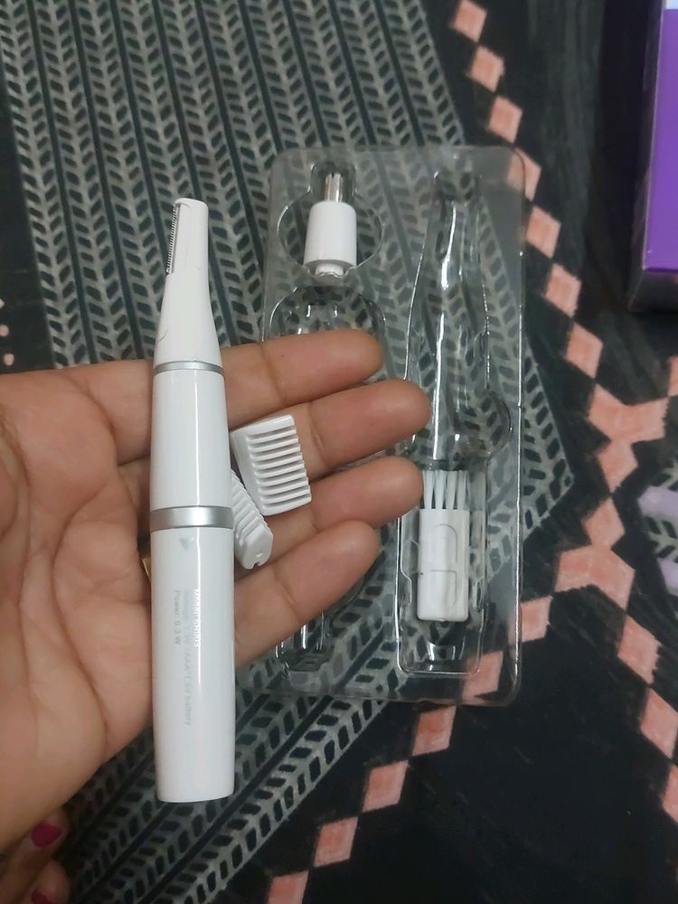 Bombay Eyebrow &amp; Face Trimmer 😍