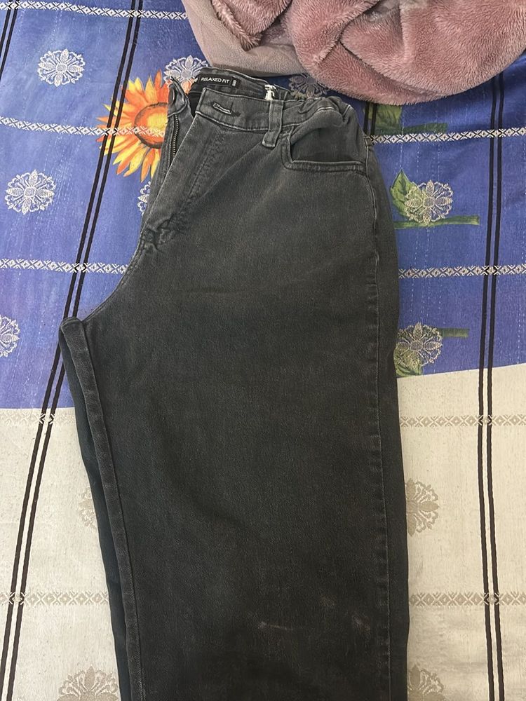 Black Faded Women’s Jeans