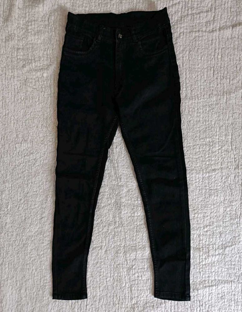 Black Skinny Jeans