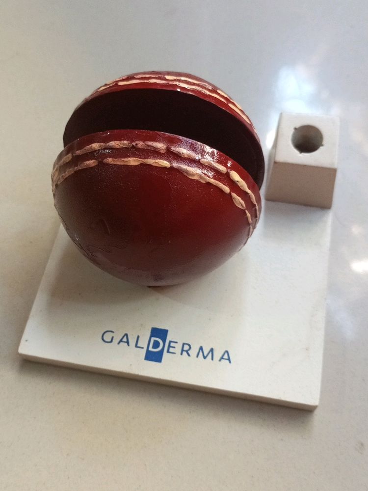 Pen Stand