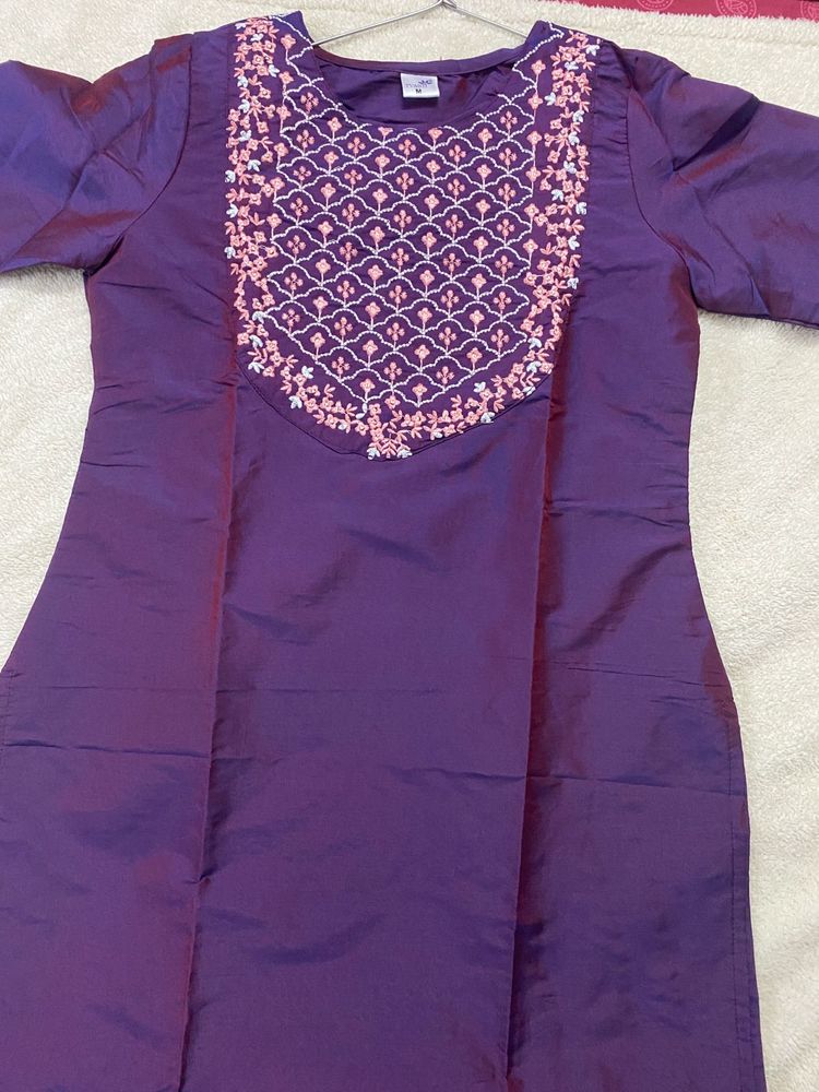 Beautiful Embroidery Kurti 💜