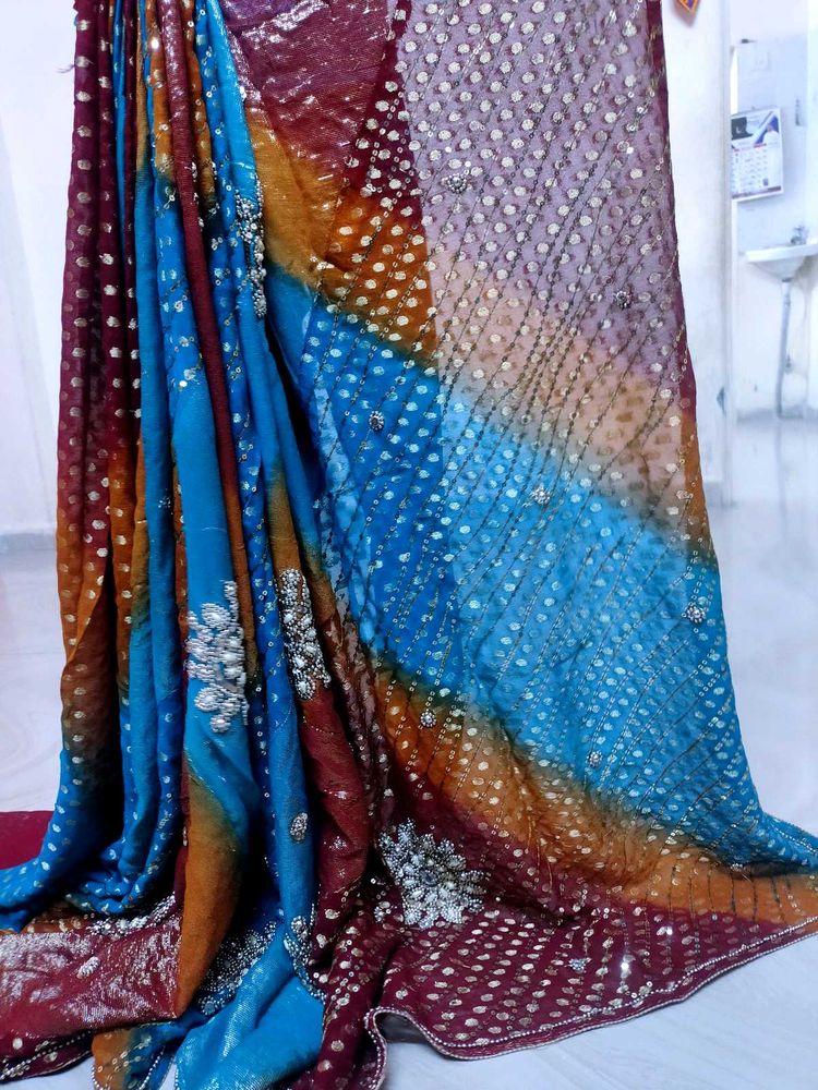 डॉलर बटा साड़ी