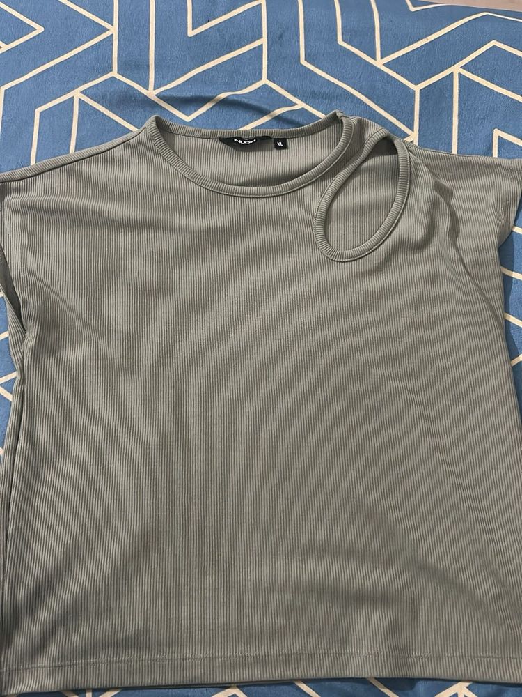 Westside Cut Out Crop top