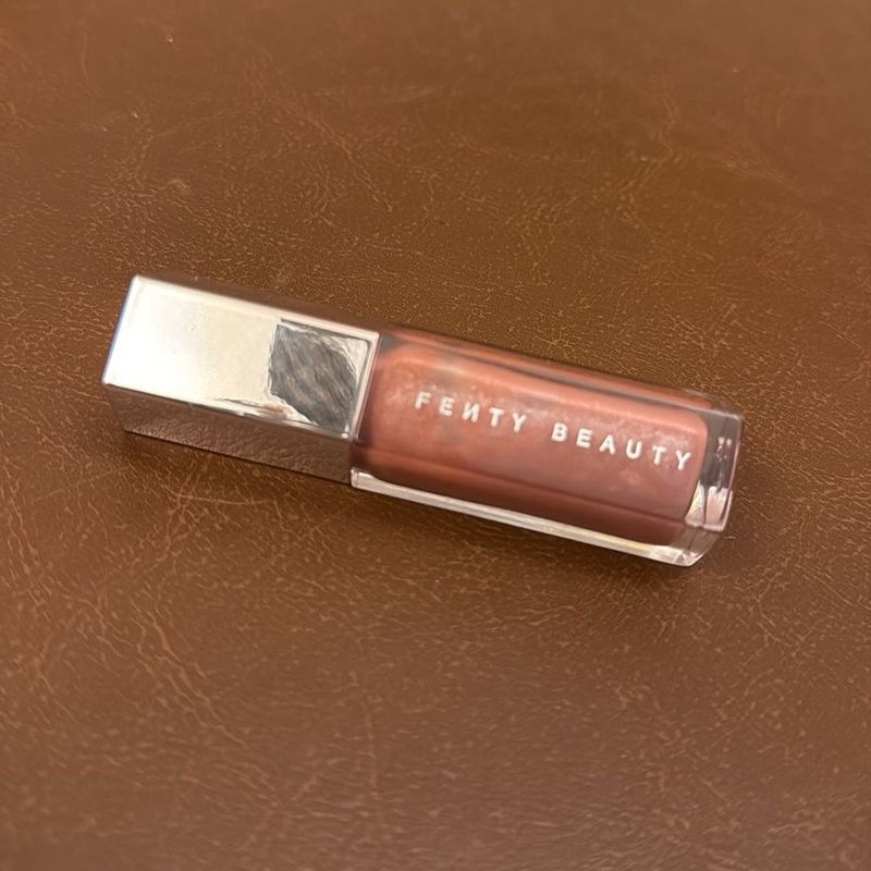 Fenty Beauty Gloss Bomb Universal Lip Luminizer