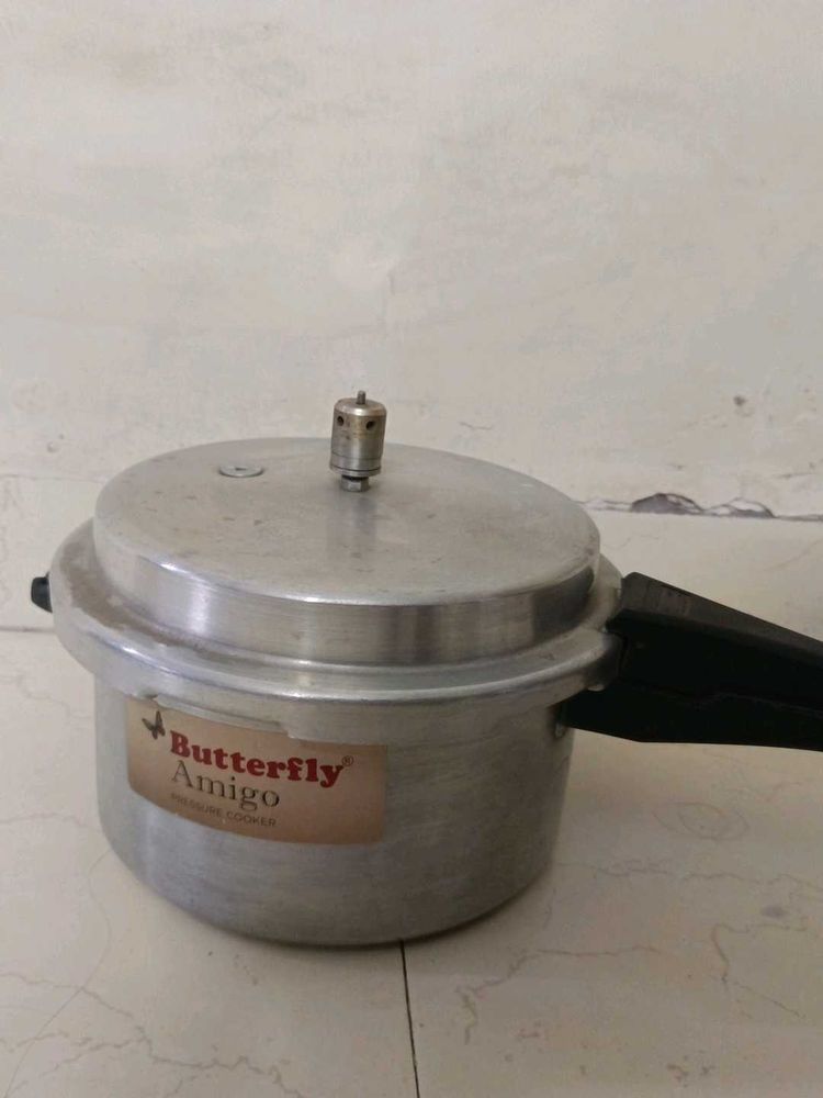 Butterfly Amigo Pressure Cooker