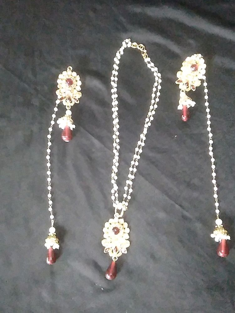 Elegant Gold &amp; Ruby Jewelry Set