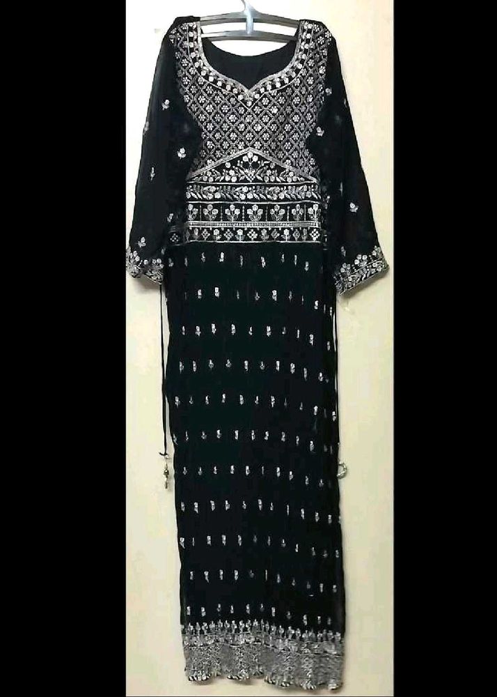 Women&#39;s Sequined Black Kurta Pajama with Dupatta