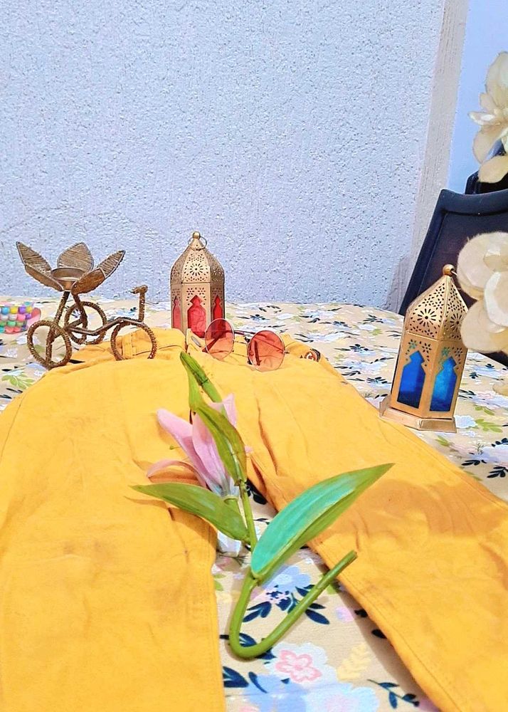 Yellow Jeans solid