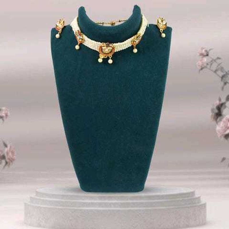 Pearl Necklace Set