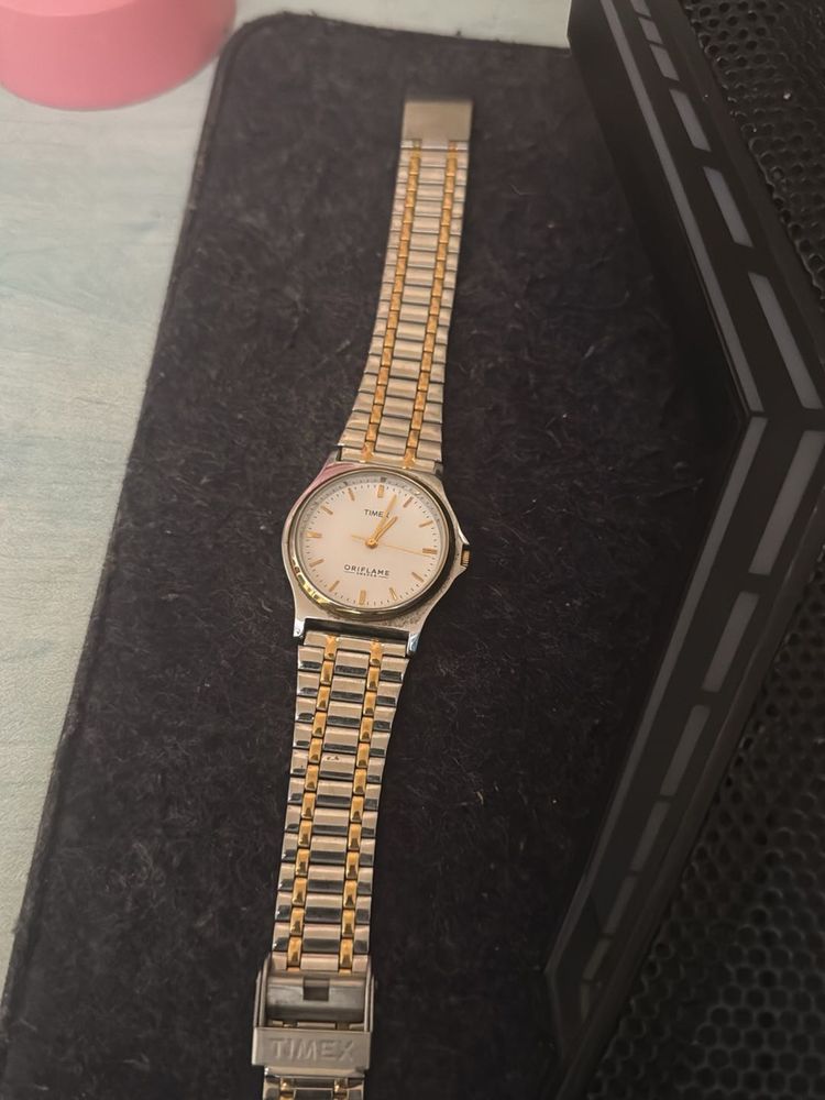 Timex oriflame Watch