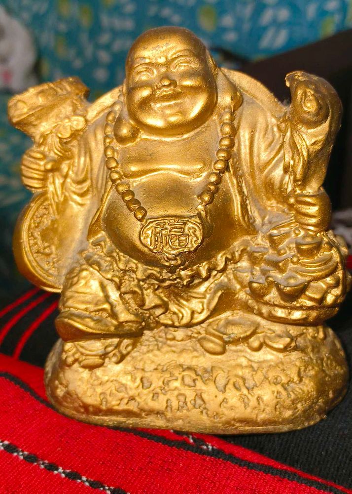 Golden Buddha Statue