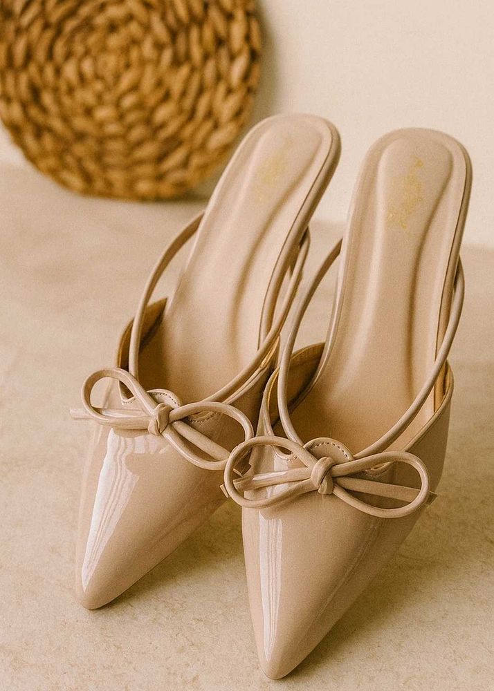 Elegant Pointed Nude Heels