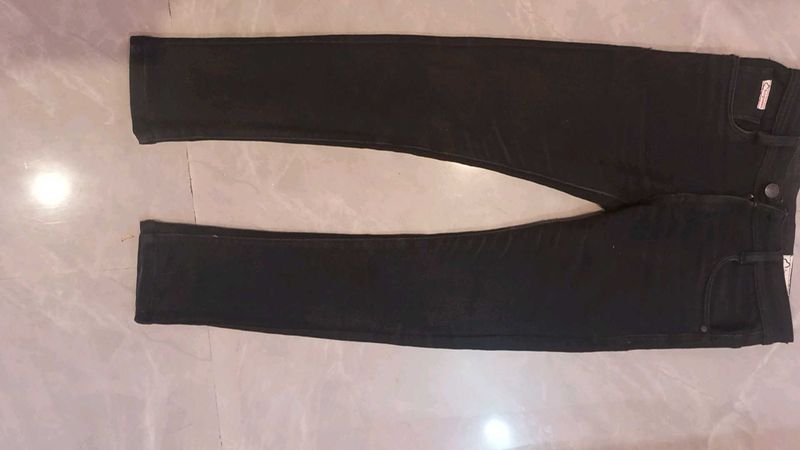 Black Denim Skinny Jeans