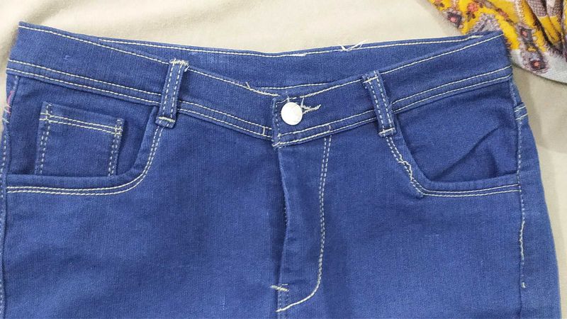 Jeans For Mens In Blue Colour And White Shade