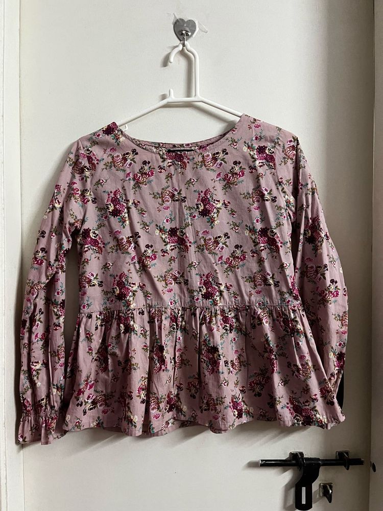 Cute Pink Top With Suprise Freebie