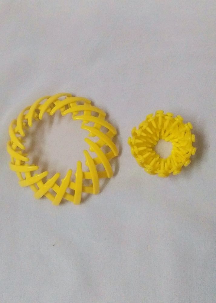 Chaina Hair Assecirege And 2 Pics 60rs