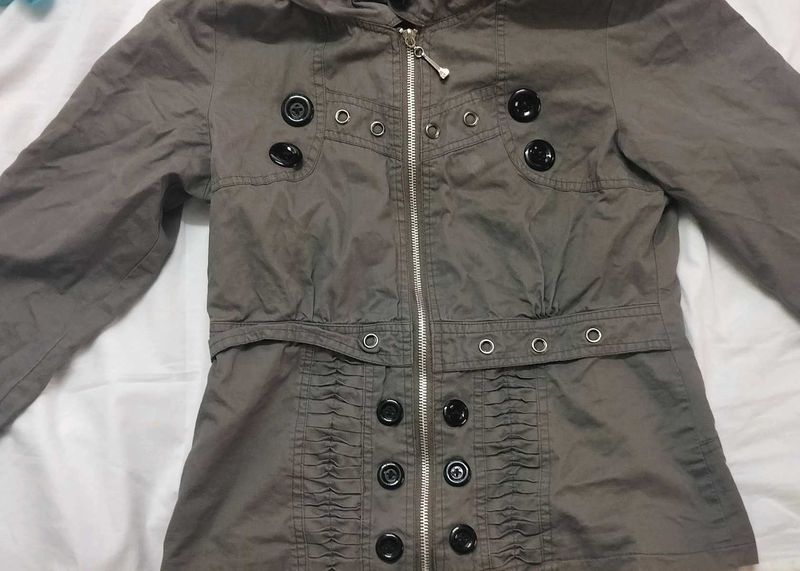 Gray Buttoned Jacket
