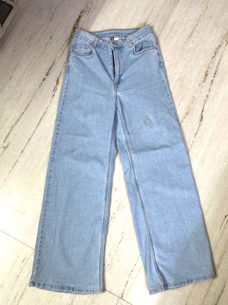 H&amp;M Light Wash Jeans