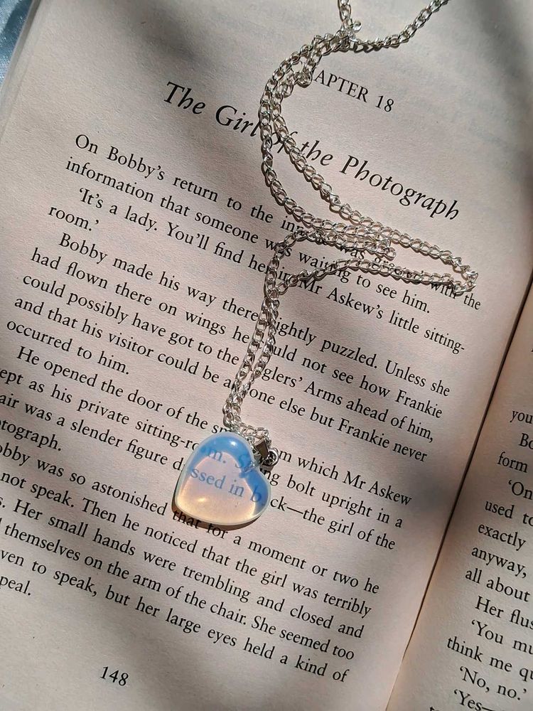 NEW MOONSTONE NECKLACE 🌙
