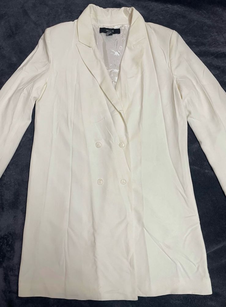 Forever21 Blazer.🐑