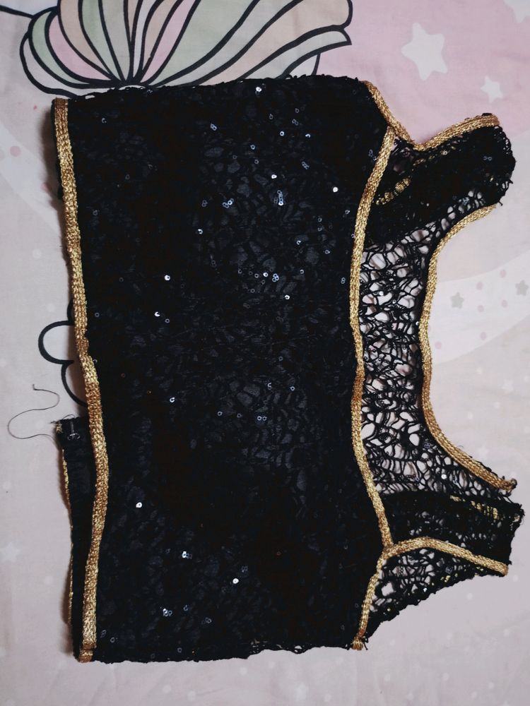 Black Blouse 🖤