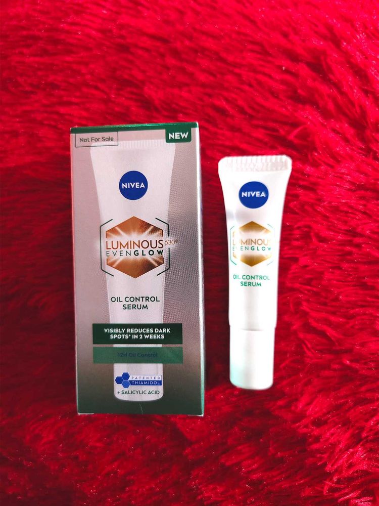 NIVEA Luminous Even Glow Oil Control Face Serum wi