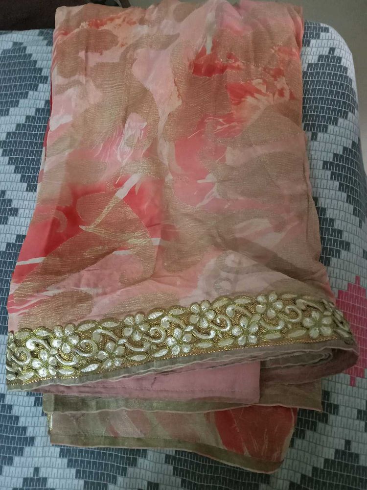 Floral Print Saree with Embellished Border