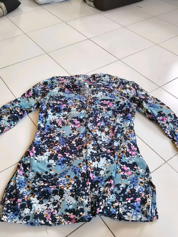 Floral Print Long Sleeve Top