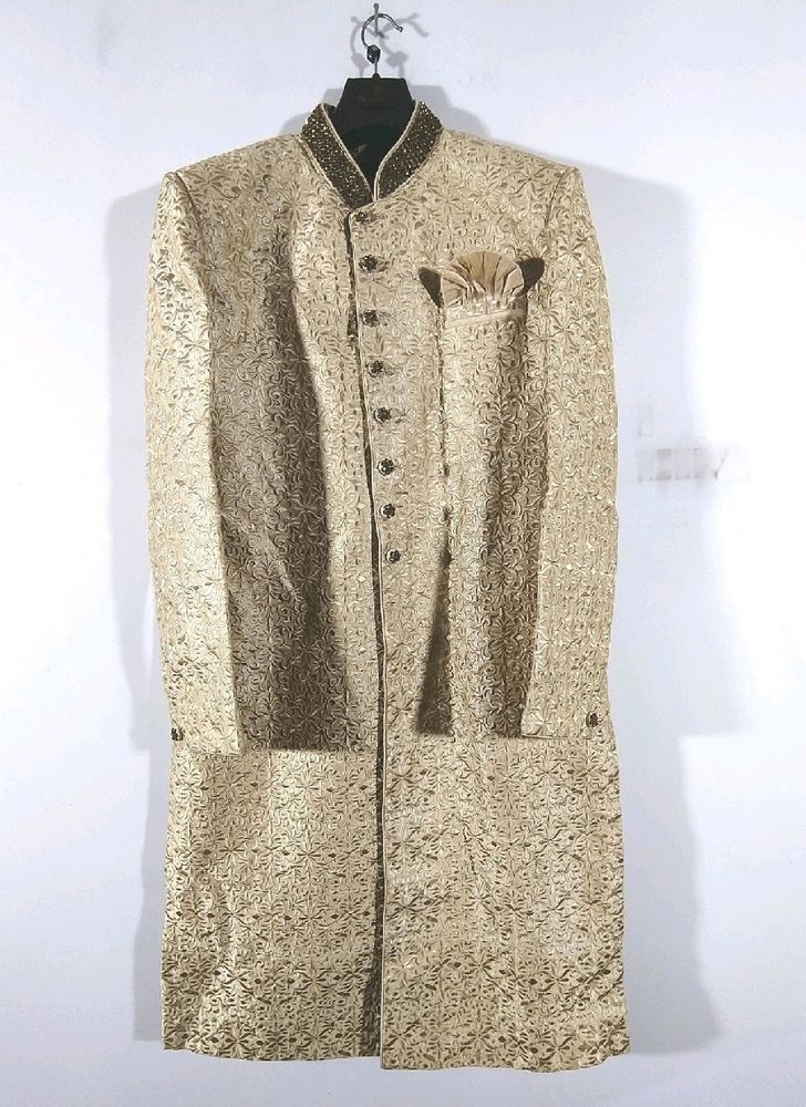 Cream Embroidered Sherwani Set (Men&#39;s)