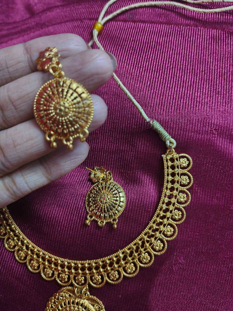 Golden Colour Nacklace 😍