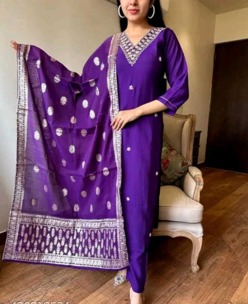 Embroidery Chanderi Silk Kurta Set🥺🥺🎉❄️🦋
