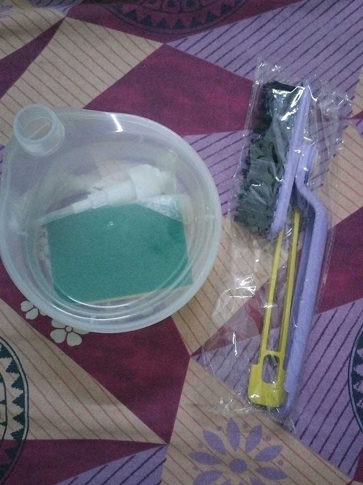 Rotating Cleaning Brush With Kitchen Soap Dispense