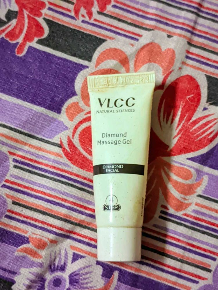 VLCC Diamond Massage Gel