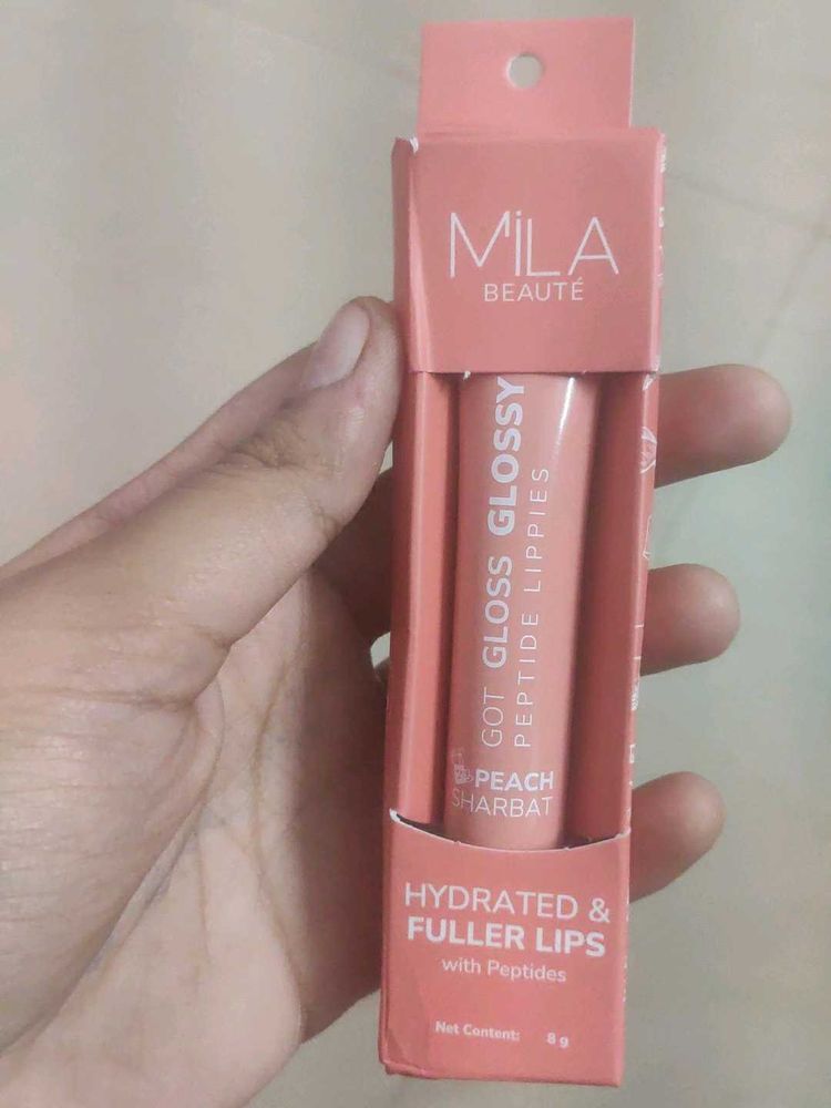 MILA BEAUTE Lip Gloss