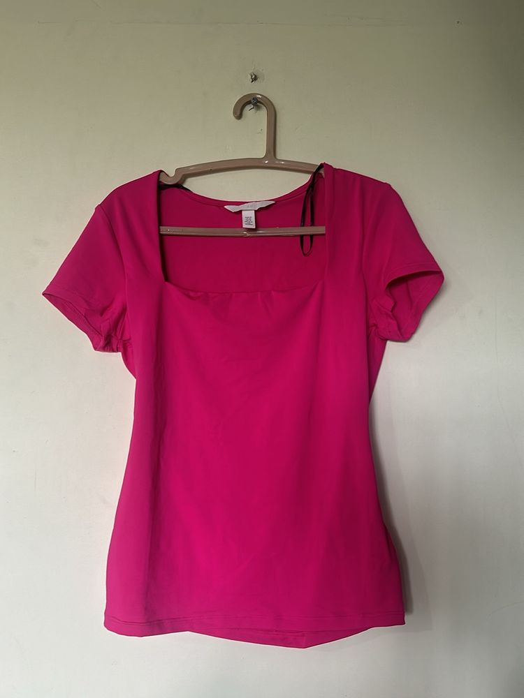 square neck pink fitted top
