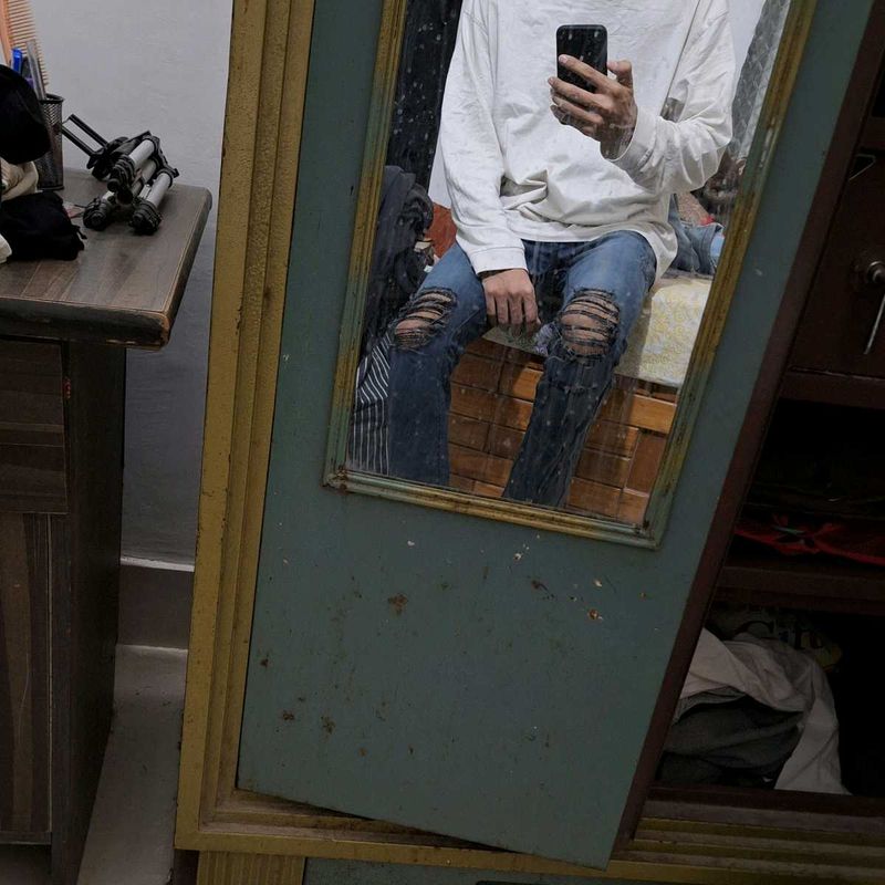 Dark Blue Damaged Jeans