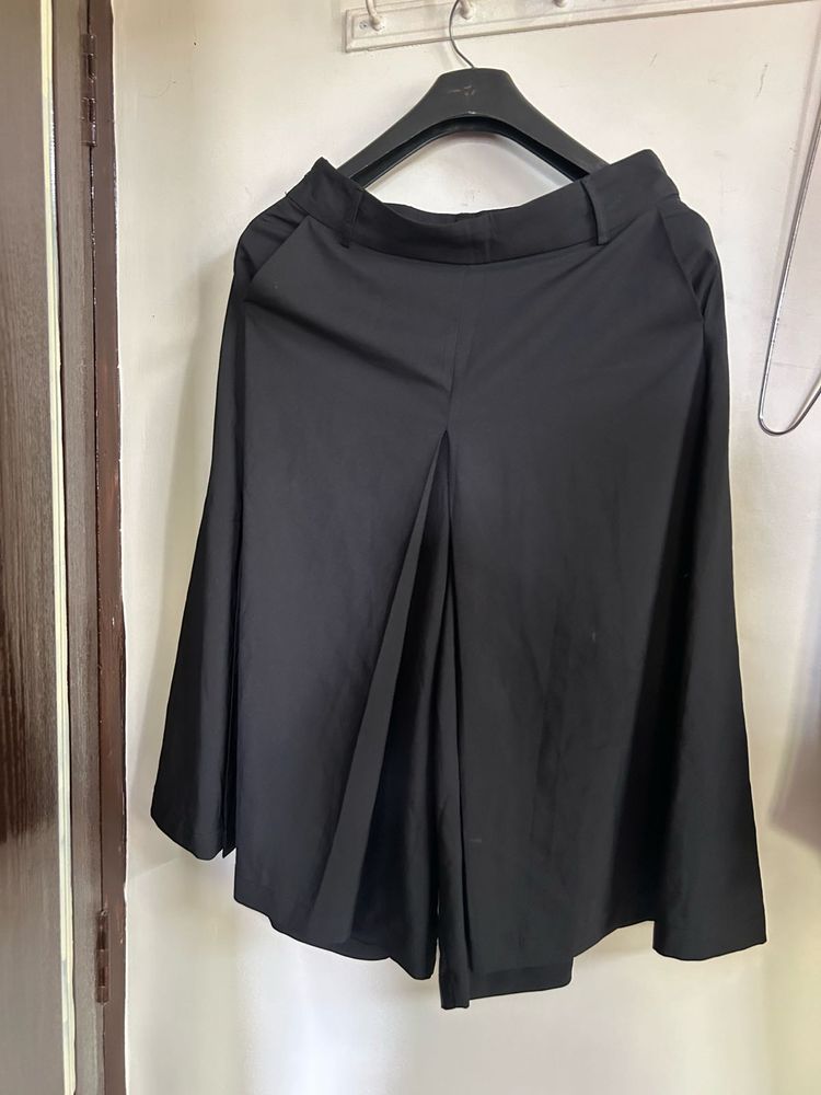 Black Culottes