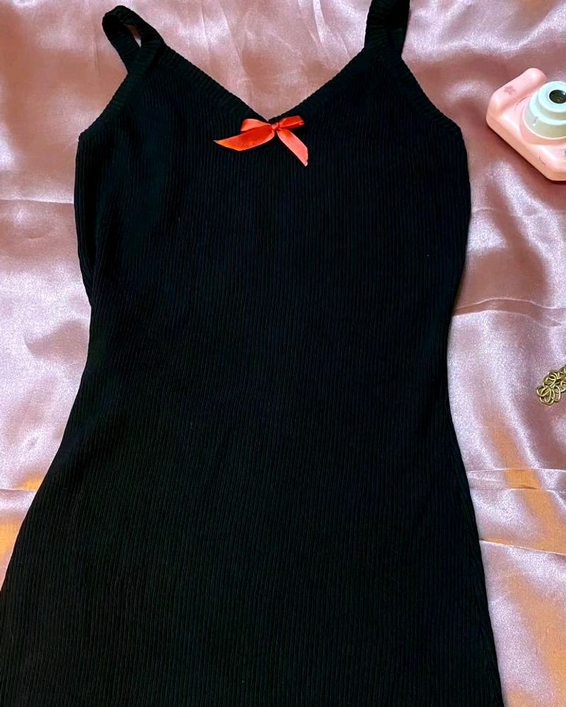 Long Korean Black Dress With Slit