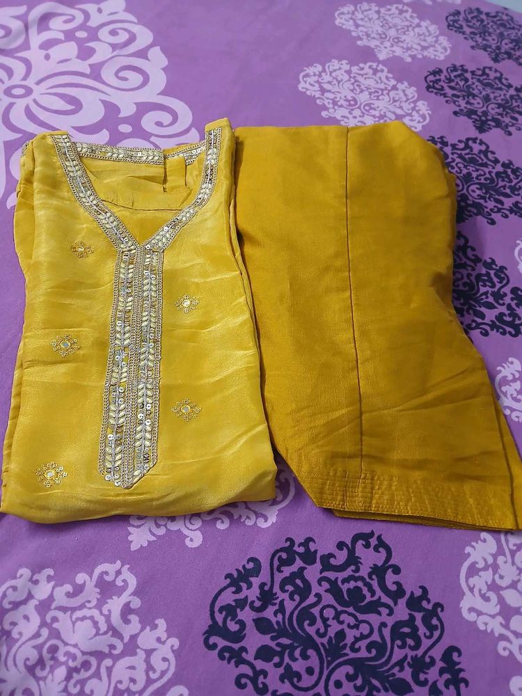 Elegant Yellow Kurta Set