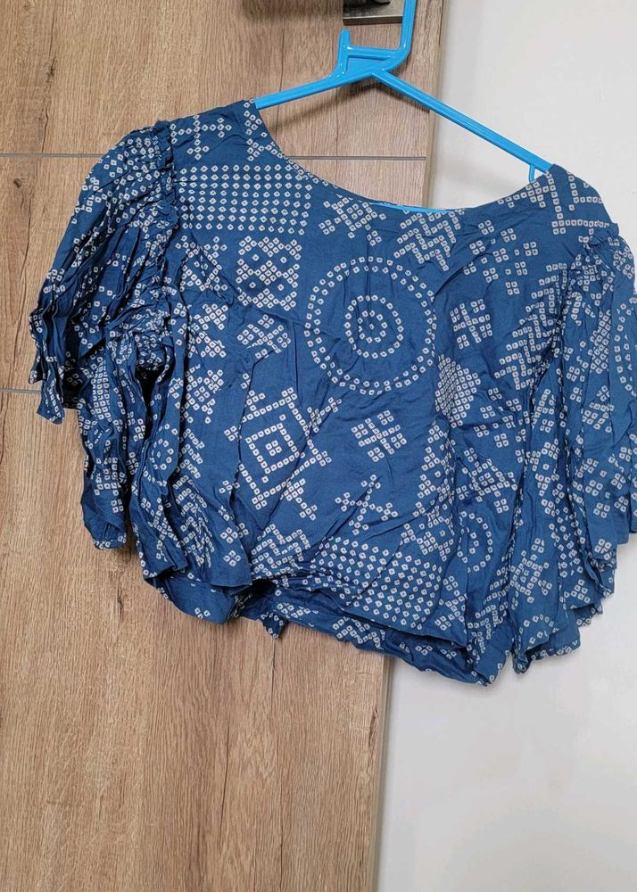 Patterned Blue Crop Top