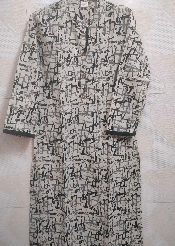 White &amp; Black Kurta