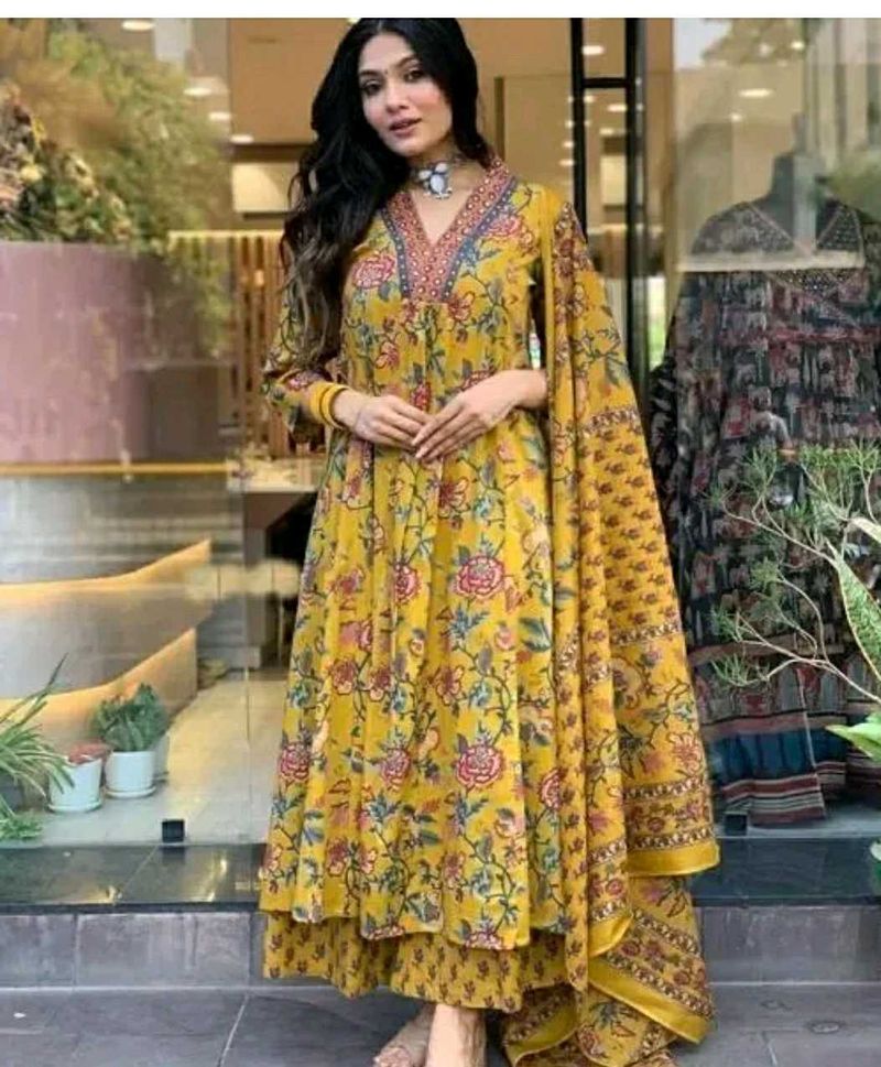 BRAND NEW KURTA SET WITH PLAZZO AND DUPPATTA