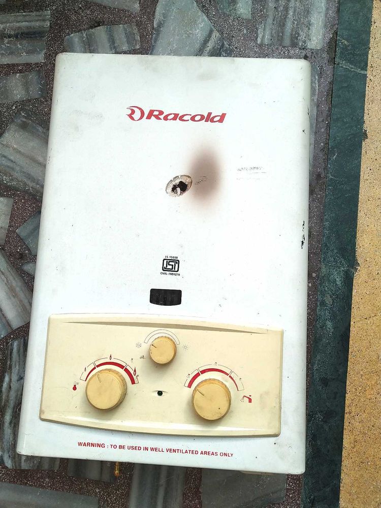 Racold Gas Geyser
