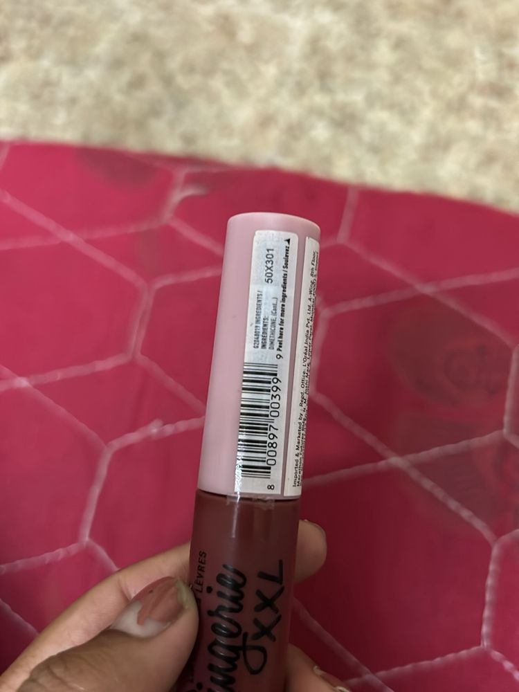 NYX Lingerie XXL Lipstick
