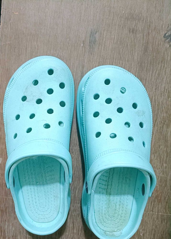 Aqua Crocs - Size Unknown
