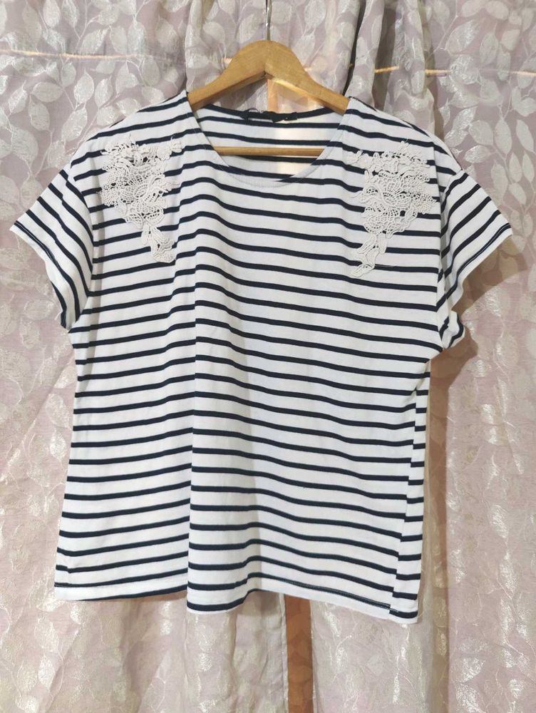 B&amp;W Striped Tee with Lace Detail